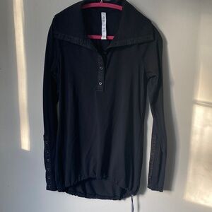 Lululemon Athletica Black Long Sleeve Top